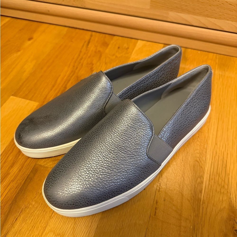Vince Stylish Gray Silver Metallic Slip-On Women's Shoes New
